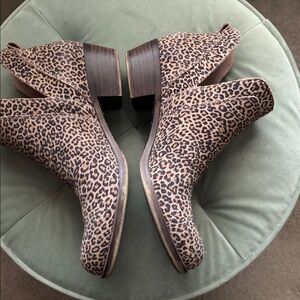 Lucky brand Leopard Print Ankle Boots 7 1/2